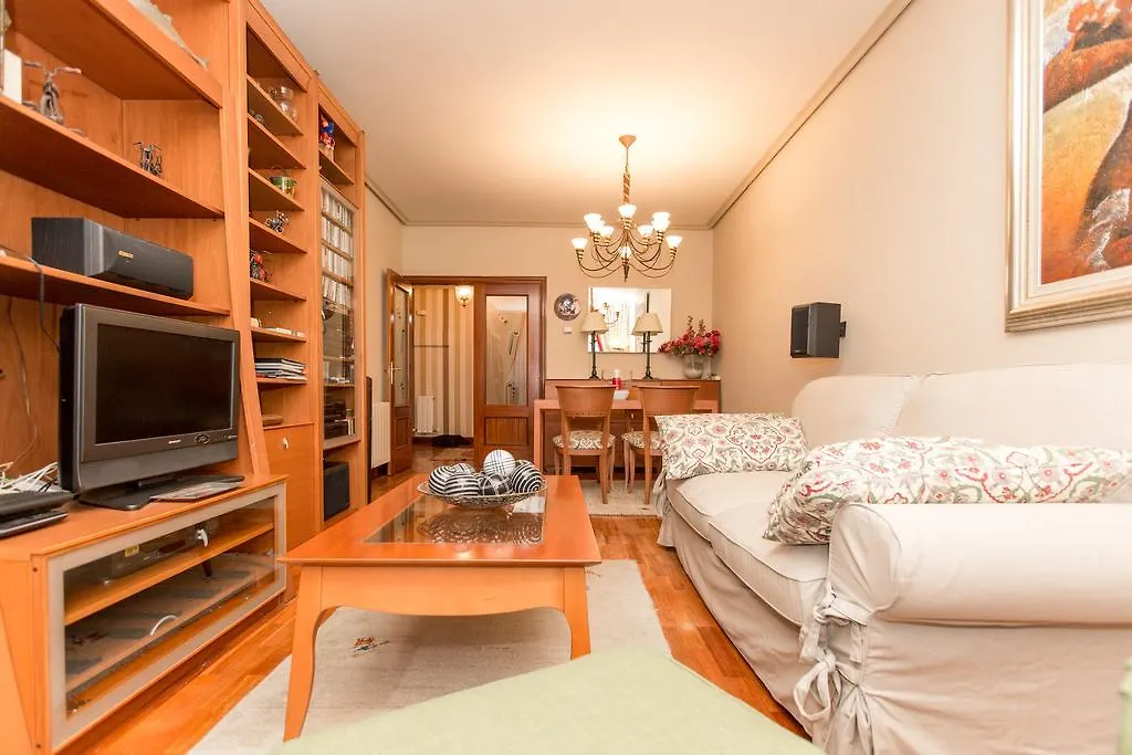 Apartamento Centrico Con Vistas A La Ria! Garaje, Ideal 2-4 contacts