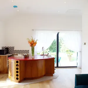 One Granary Barns Near Stansted Airport Holiday home Elsenham