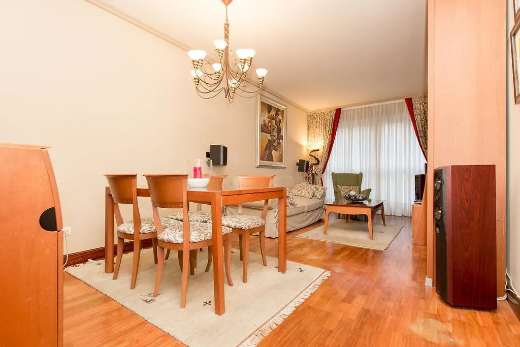 Apartamento céntrico con vistas a la Ría! garage, ideal 2-4 Bilbau 0*,  Espanha